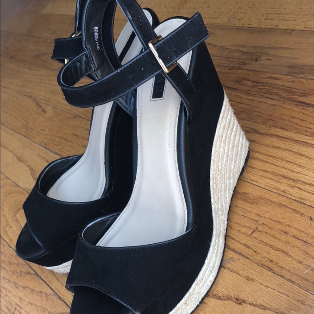 Black suede straw wedges - Picture 1 of 5